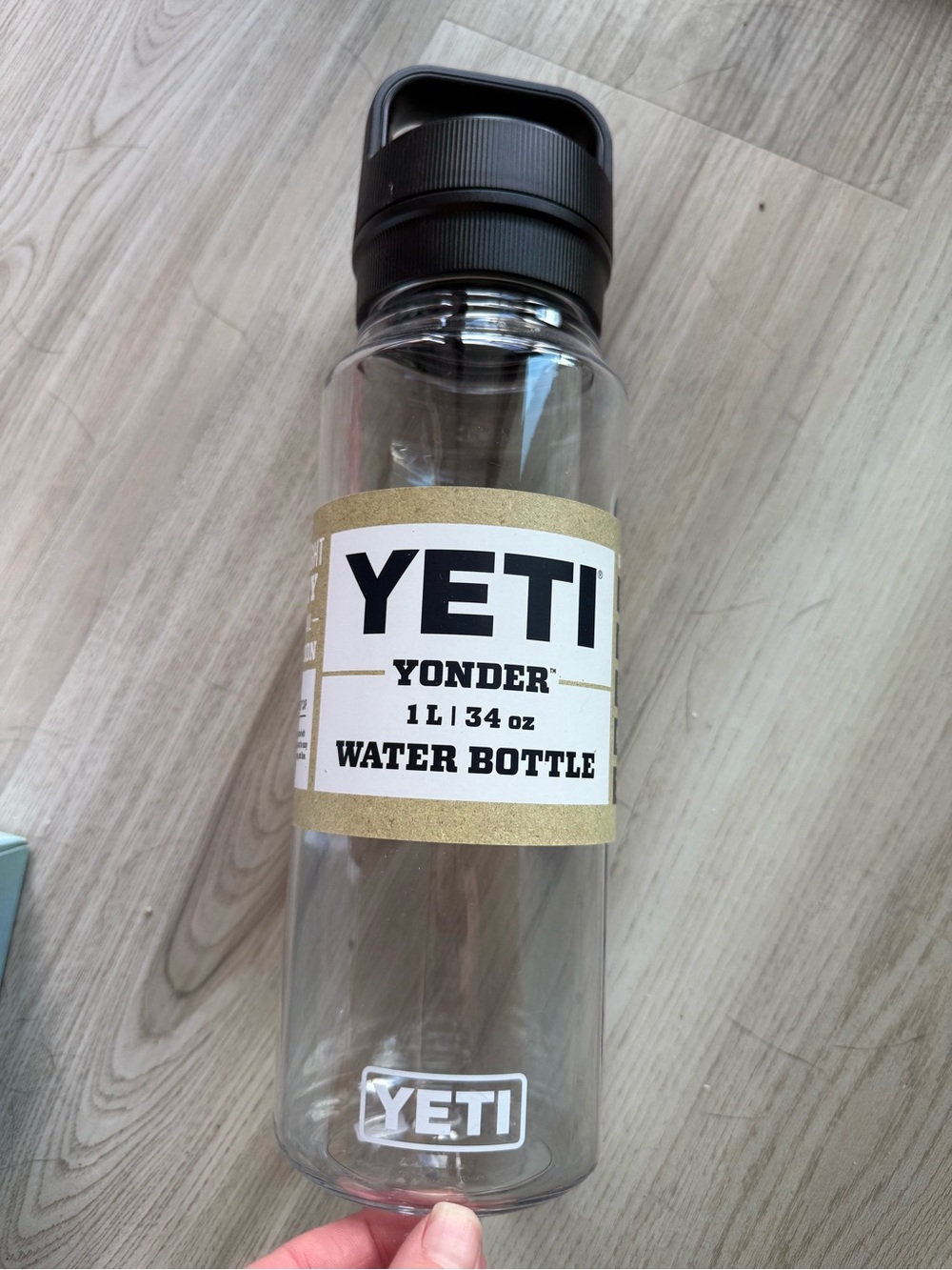 Yeti Yoder 1L water bottle NWT